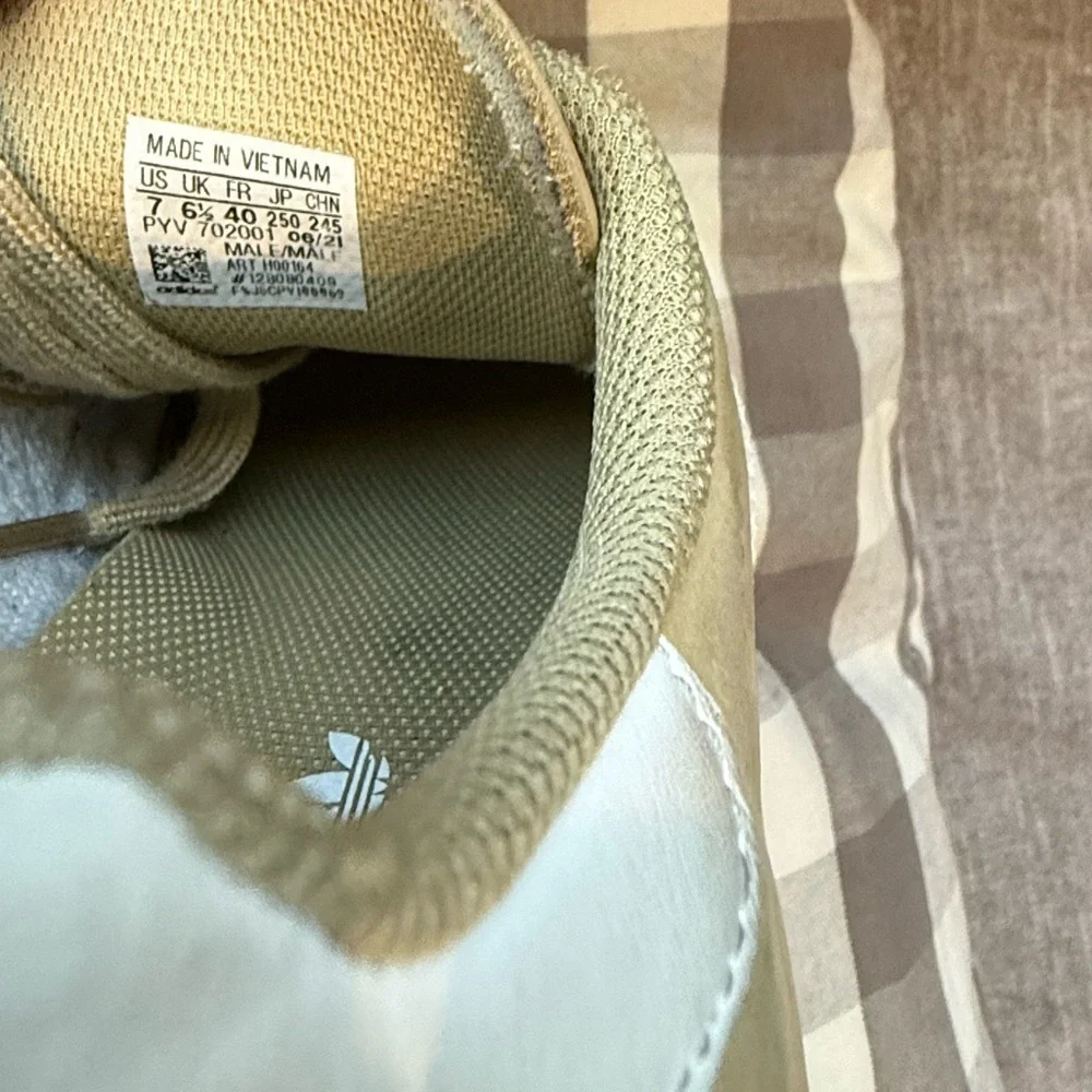 Adidas Men's Beige and White Sneakers